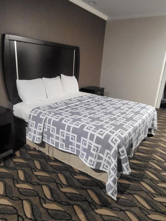 Palace Inn Sam Houston Race Park West Road Exteriör bild