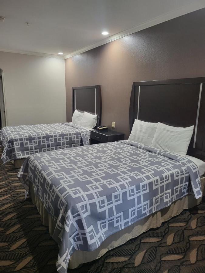 Palace Inn Sam Houston Race Park West Road Exteriör bild